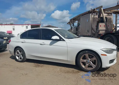 2015 BMW 320I xDrive z USA, uszkodzony, nr VIN WBA3C3C58FK201748